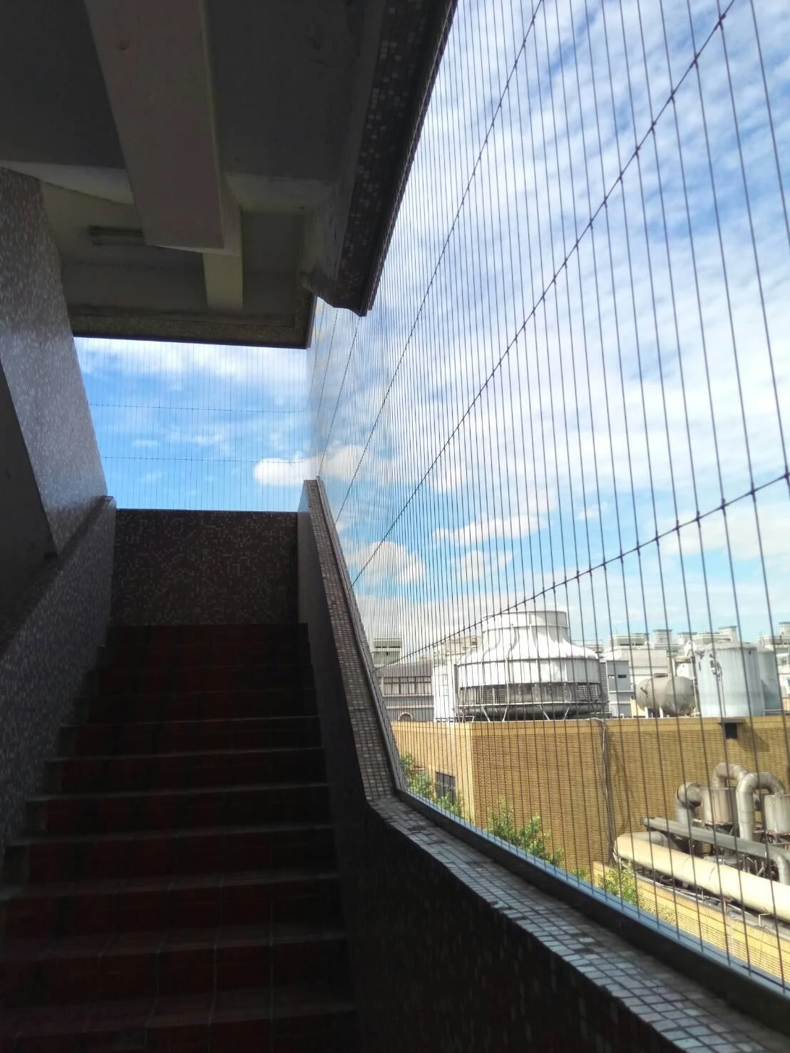 台北新莊醫院 逃生梯防墜工程