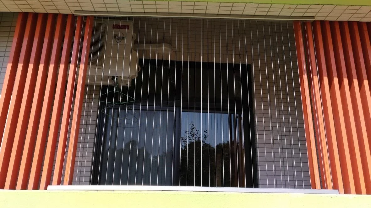 嶺東科技大學 學生宿舍隱形鐵窗防墜工程