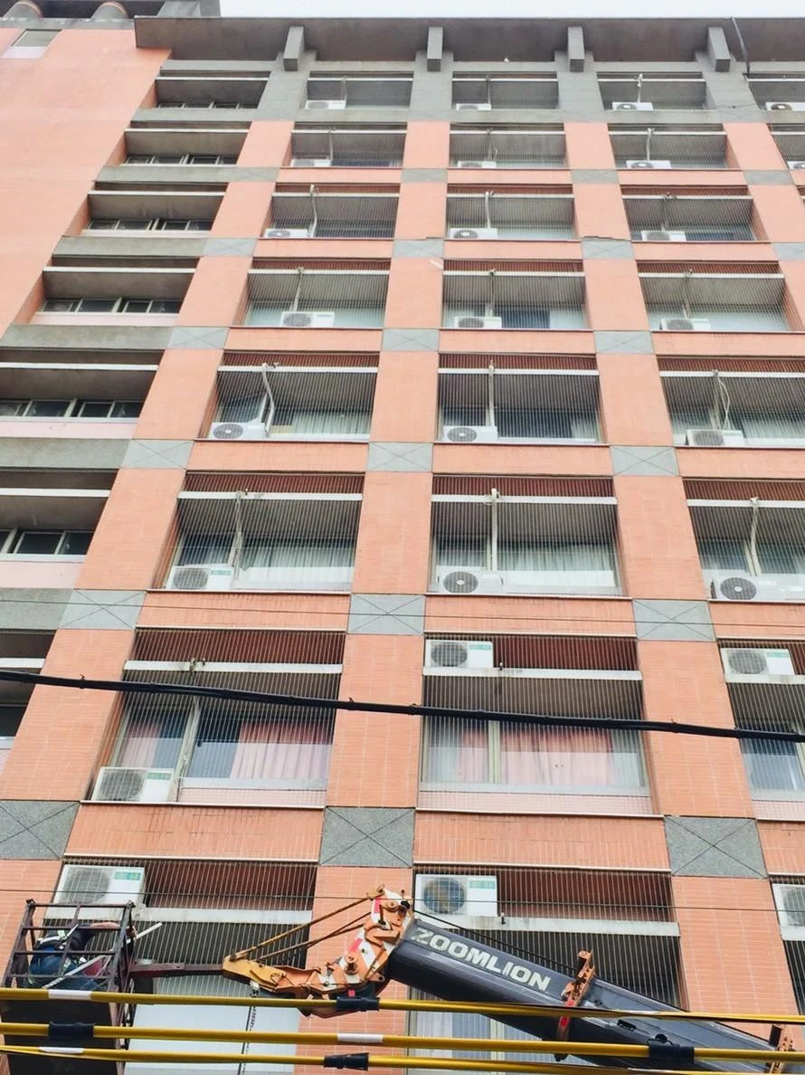雲林虎尾科技大學 隱形鐵窗防鴿子工程