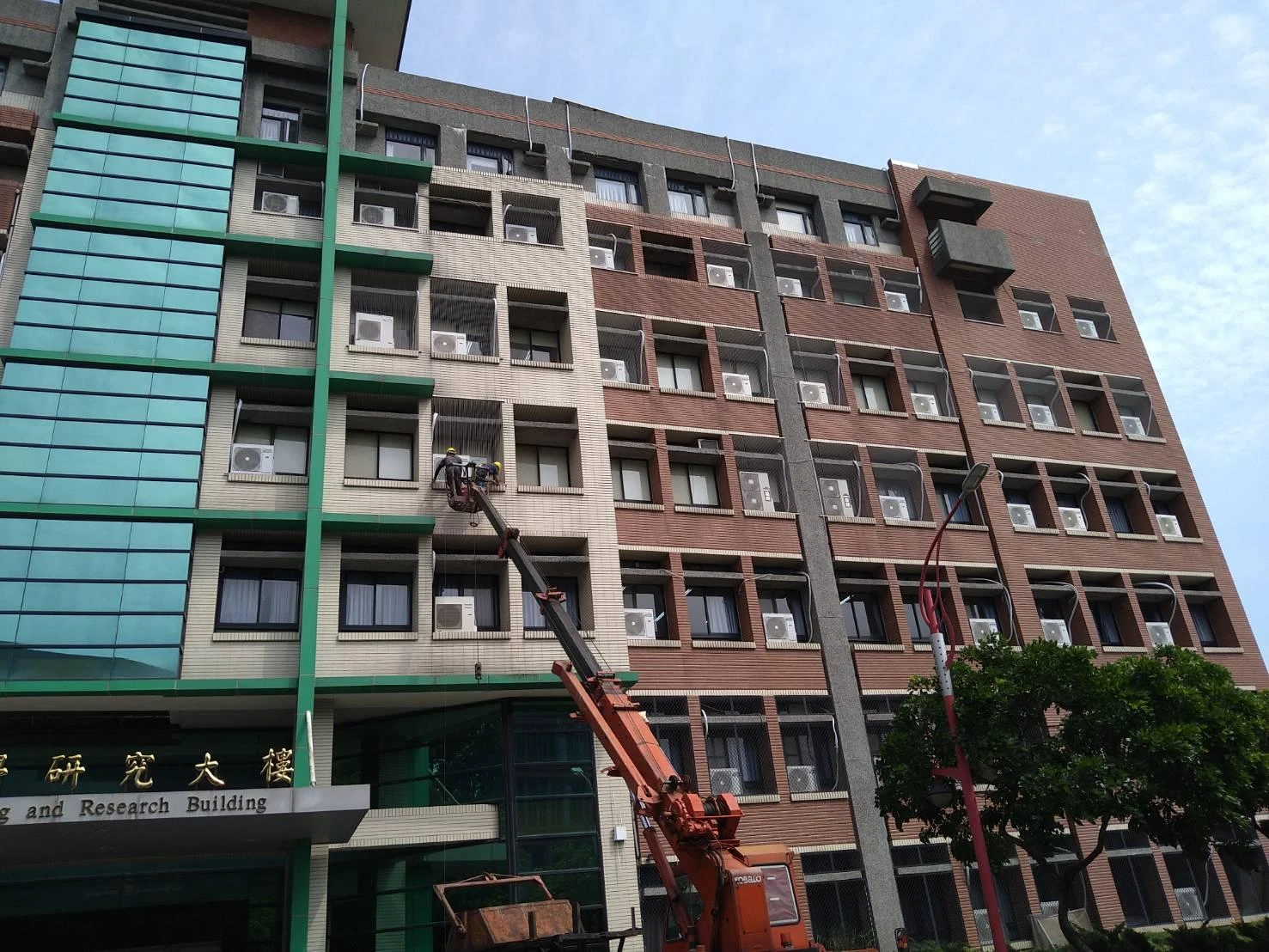 桃園國立體育大學 隱形防鴿工程