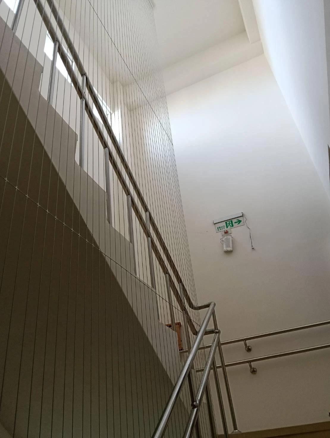 花蓮家扶中心樓梯防墜工程