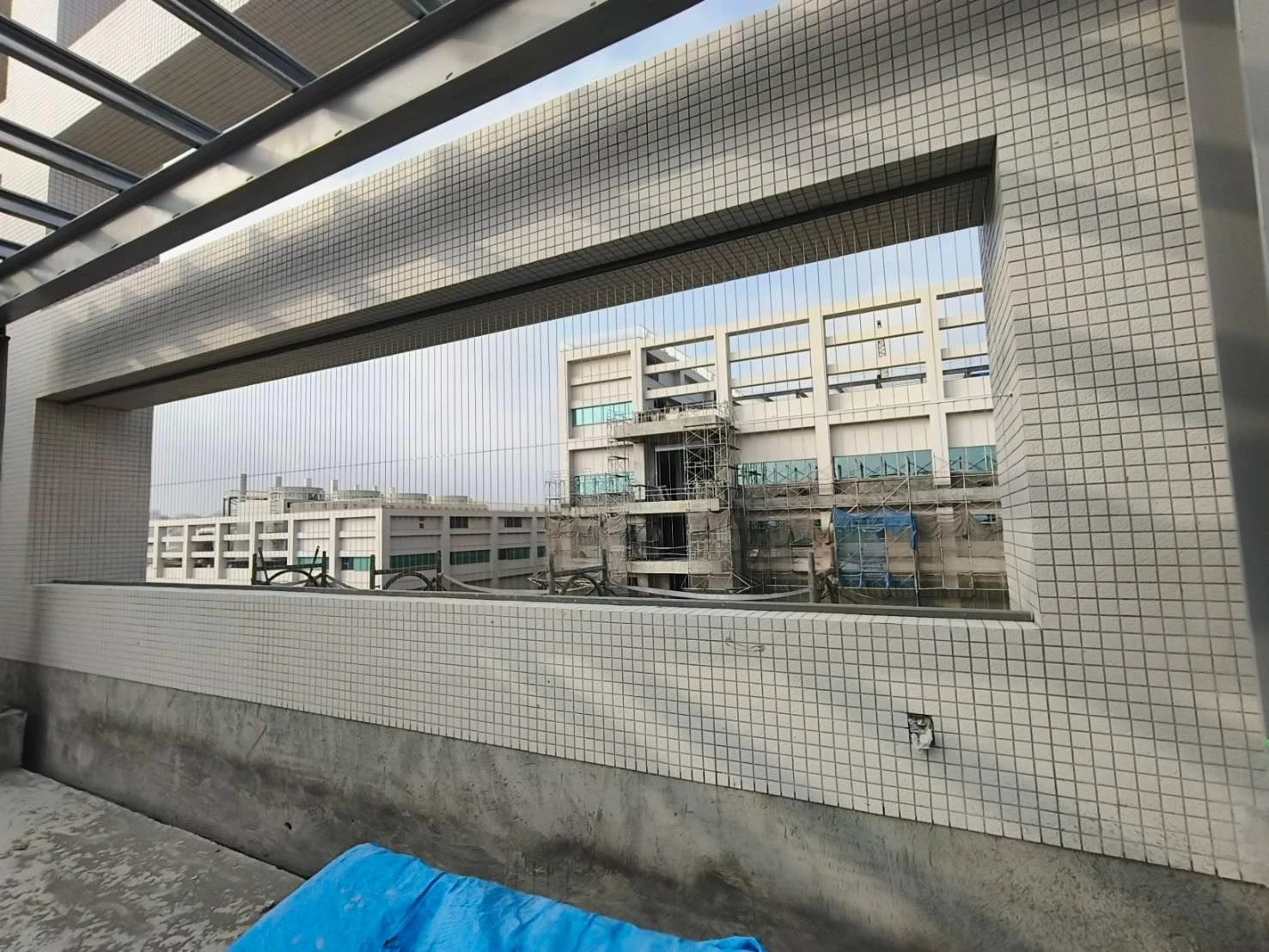 大立光LP4隱形鐵窗防墜工程