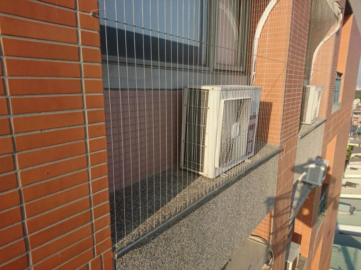 雲林虎尾科技大學 隱形鐵窗防鴿子工程