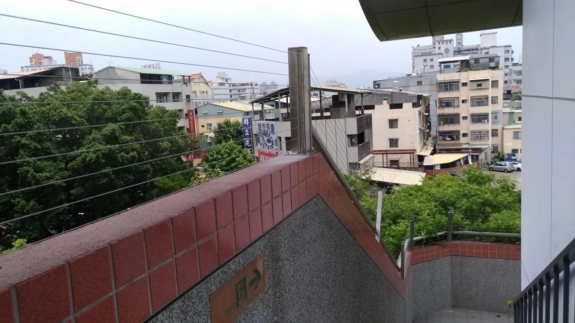 台中國光國小 兒童防墜隱形鐵窗工程
