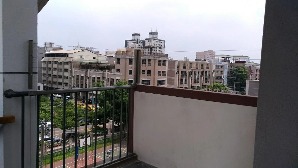 台中國光國小 兒童防墜隱形鐵窗工程