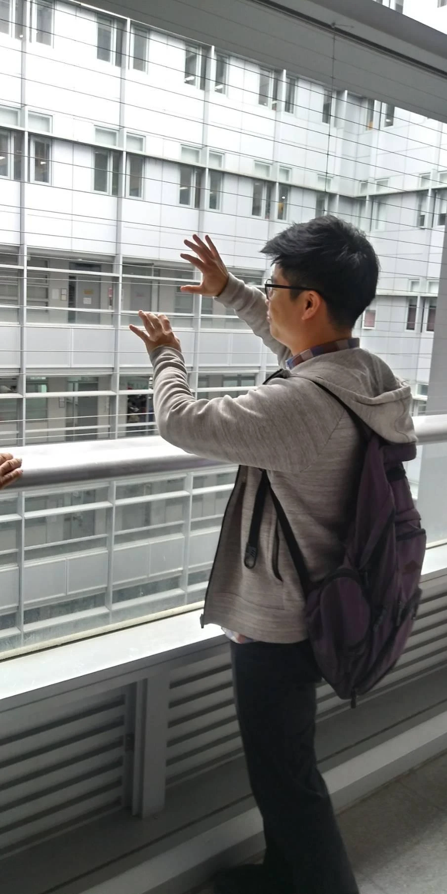 台中科技大學 學生安全隱形鐵窗防墜工程