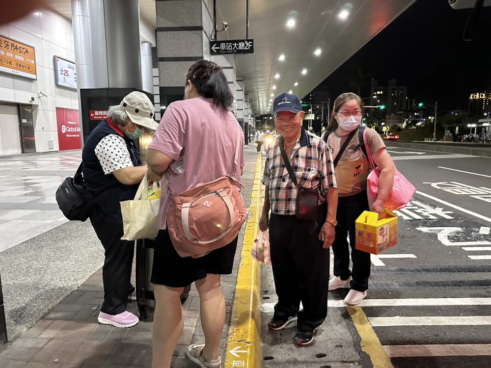 桃園簡小姐屏東一日遊