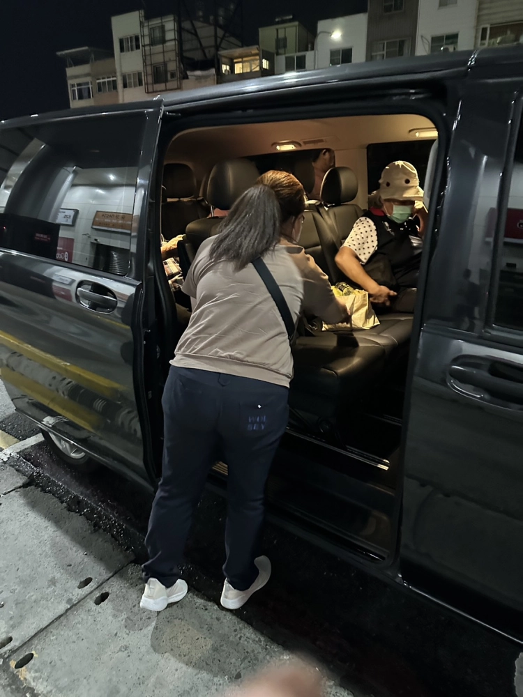 桃園簡小姐屏東一日遊