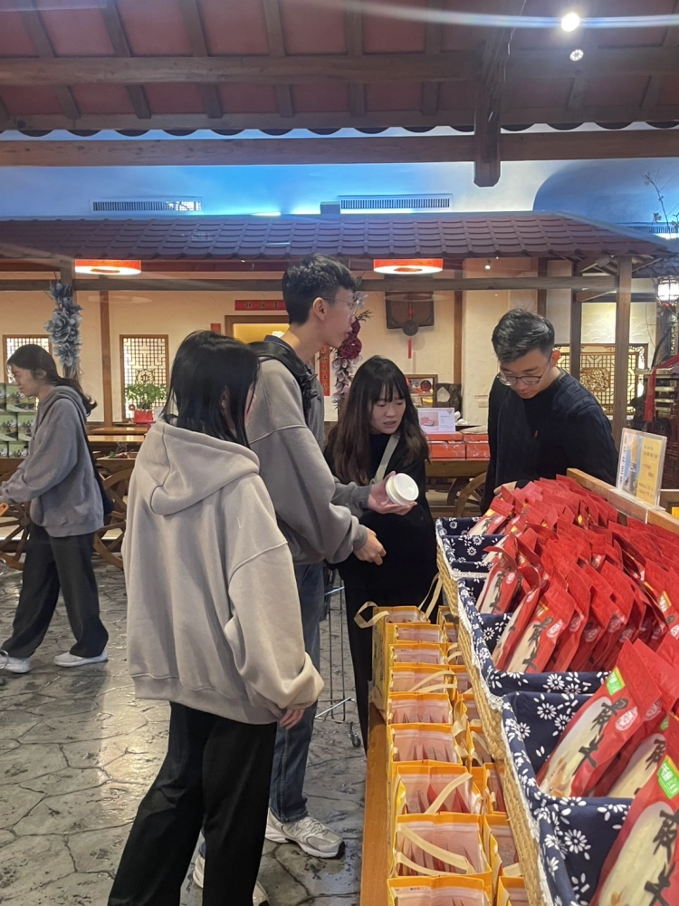 新加坡Philip Chia