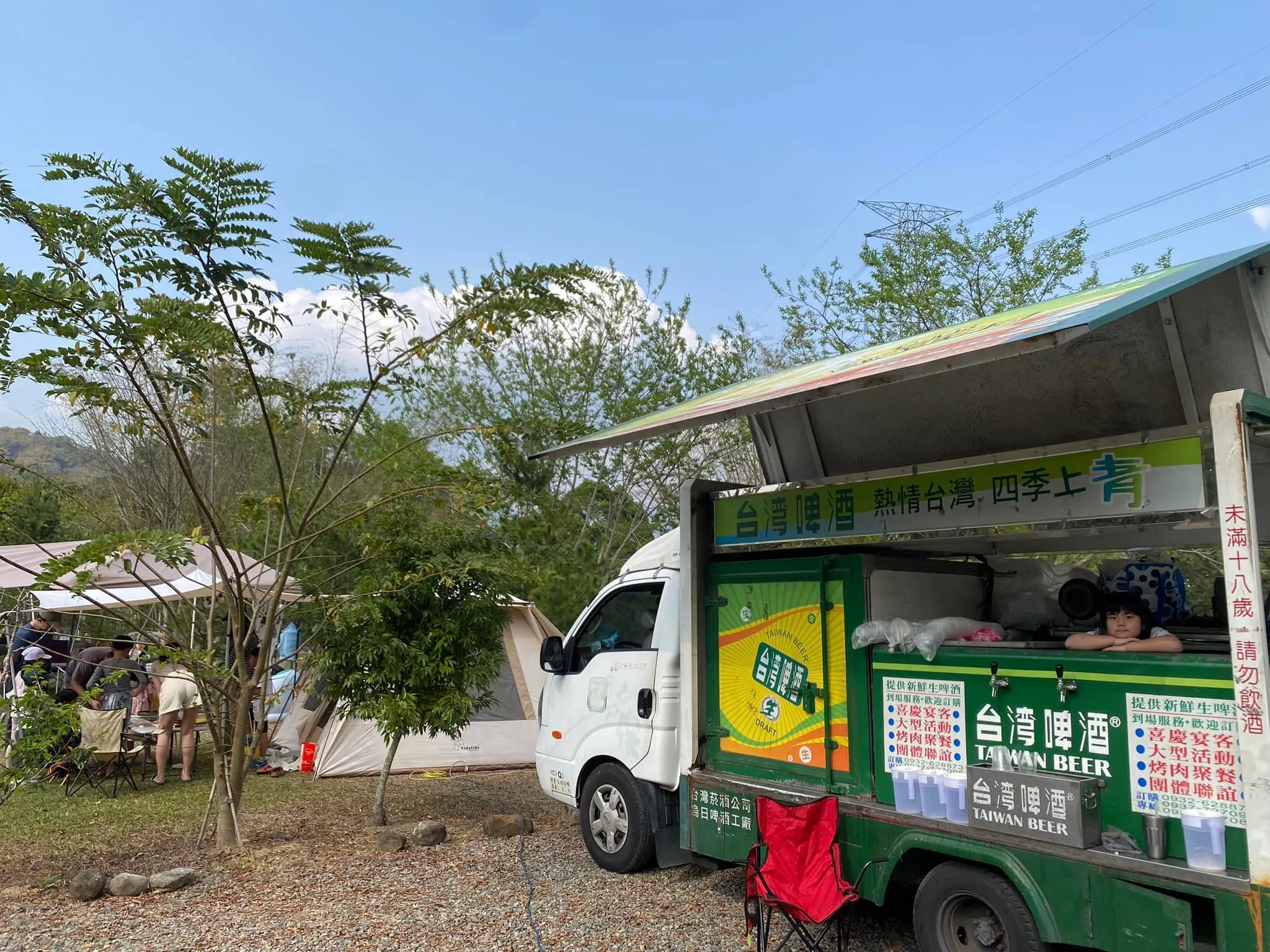 公司部門團露-生啤酒加烤大豬