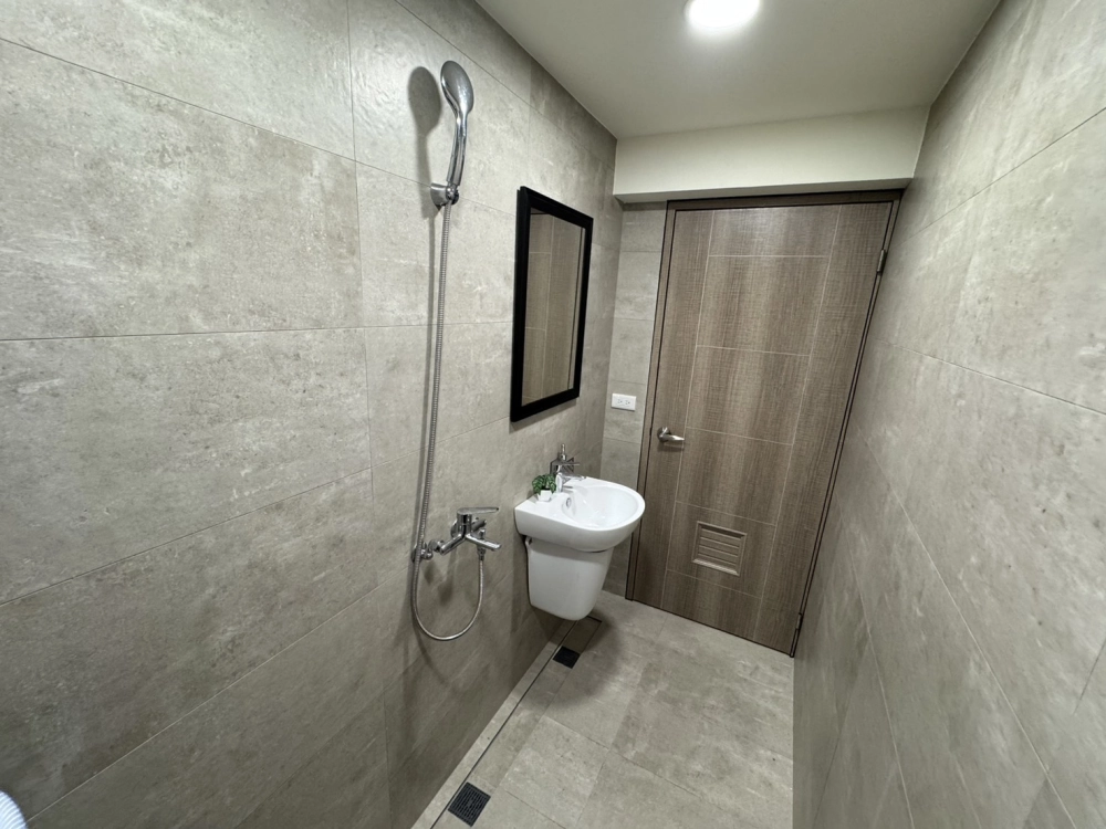 高雄市小港公寓案