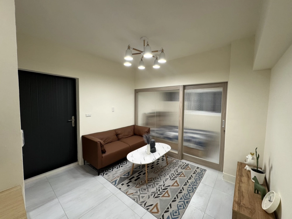 高雄市前鎮大樓套房案