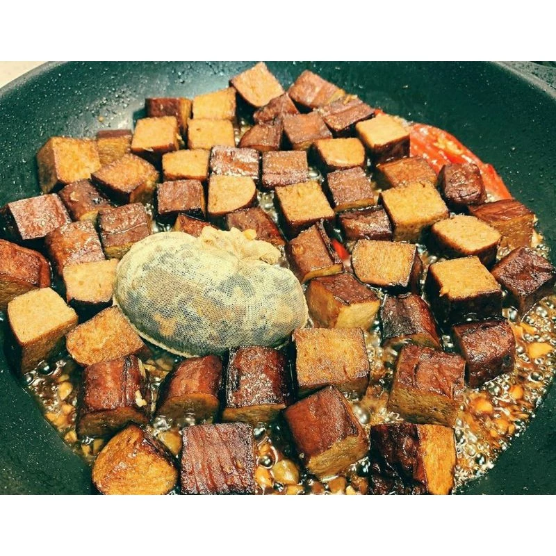 【虎元村】馥馥十八秘傳滷包/滷到鄰居來詢問/滷包/滷牛肉/茶葉蛋/滷豆干/滷味/28公克大份量/18味頂級漢方/獨家配方