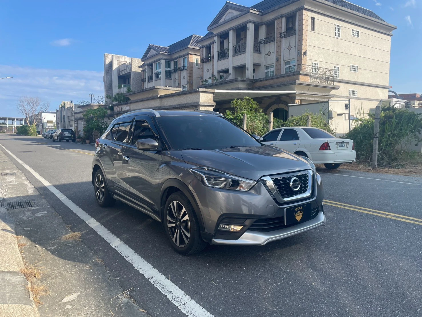 2019NISSAN