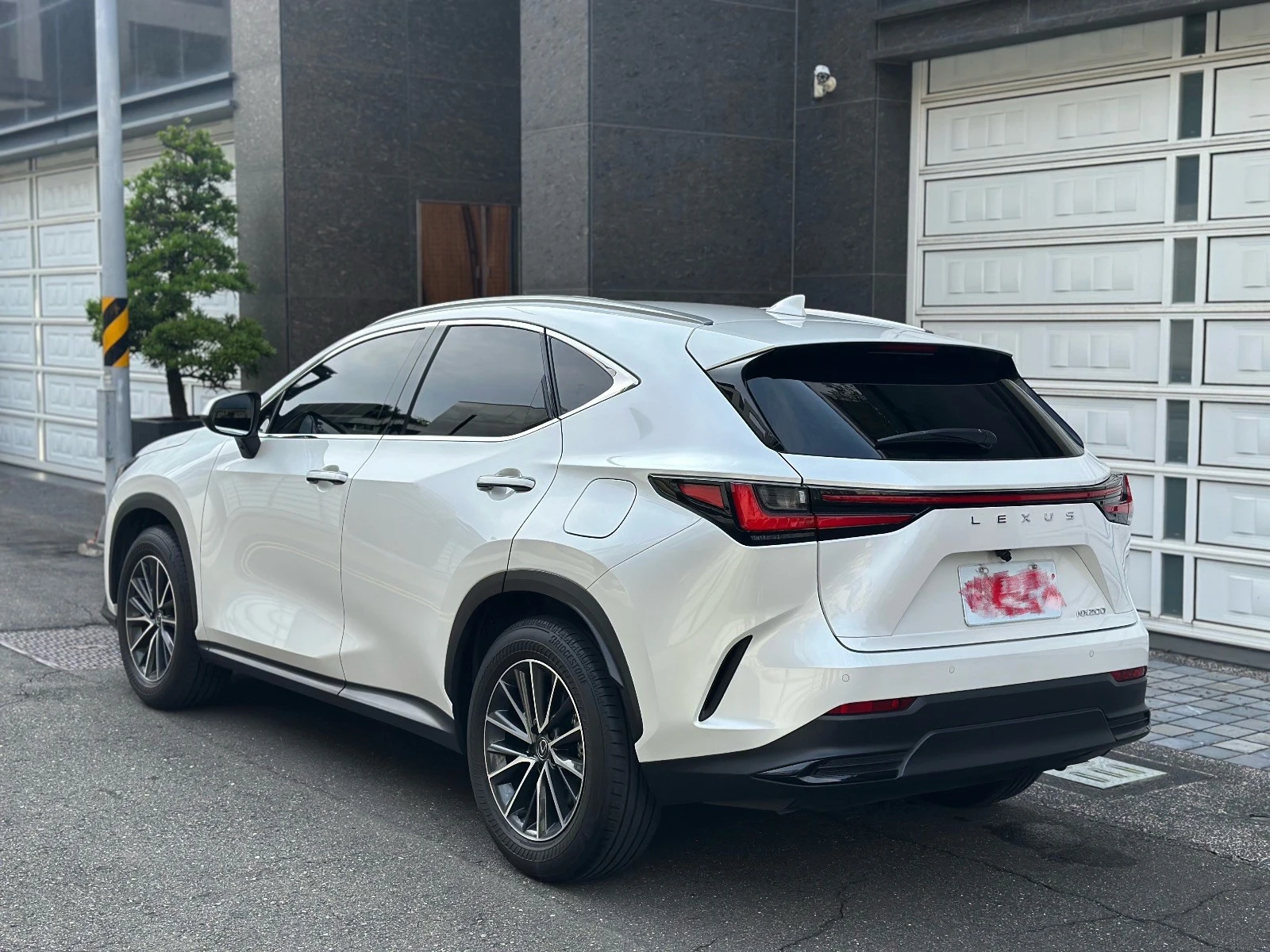2025LEXUS