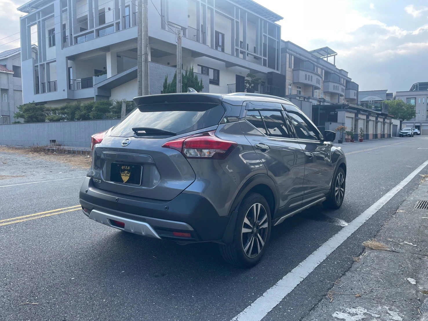 2019NISSAN