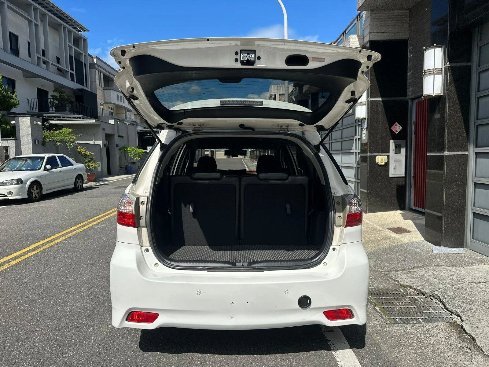 2012TOYOTA