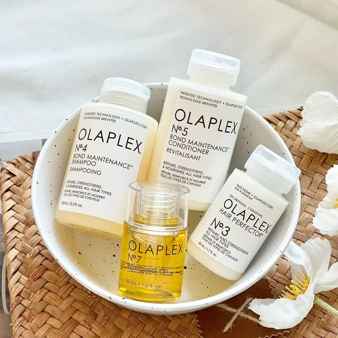 OLAPLEX 歐啦限量禮盒