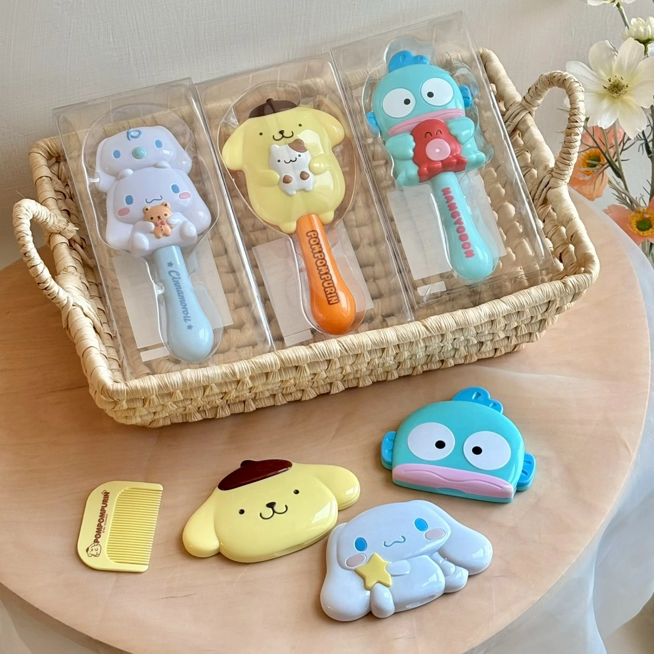 日本 三麗鷗 氣墊梳