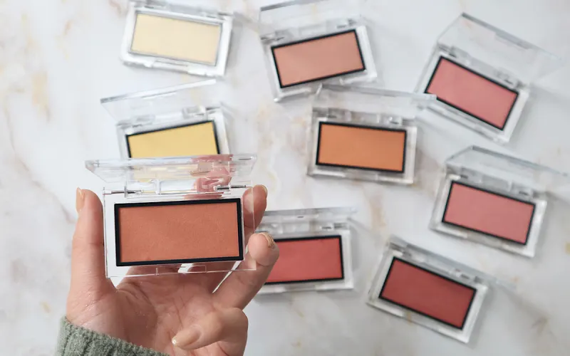 日本 RMK 癮色絲絨頰彩 (霧面)