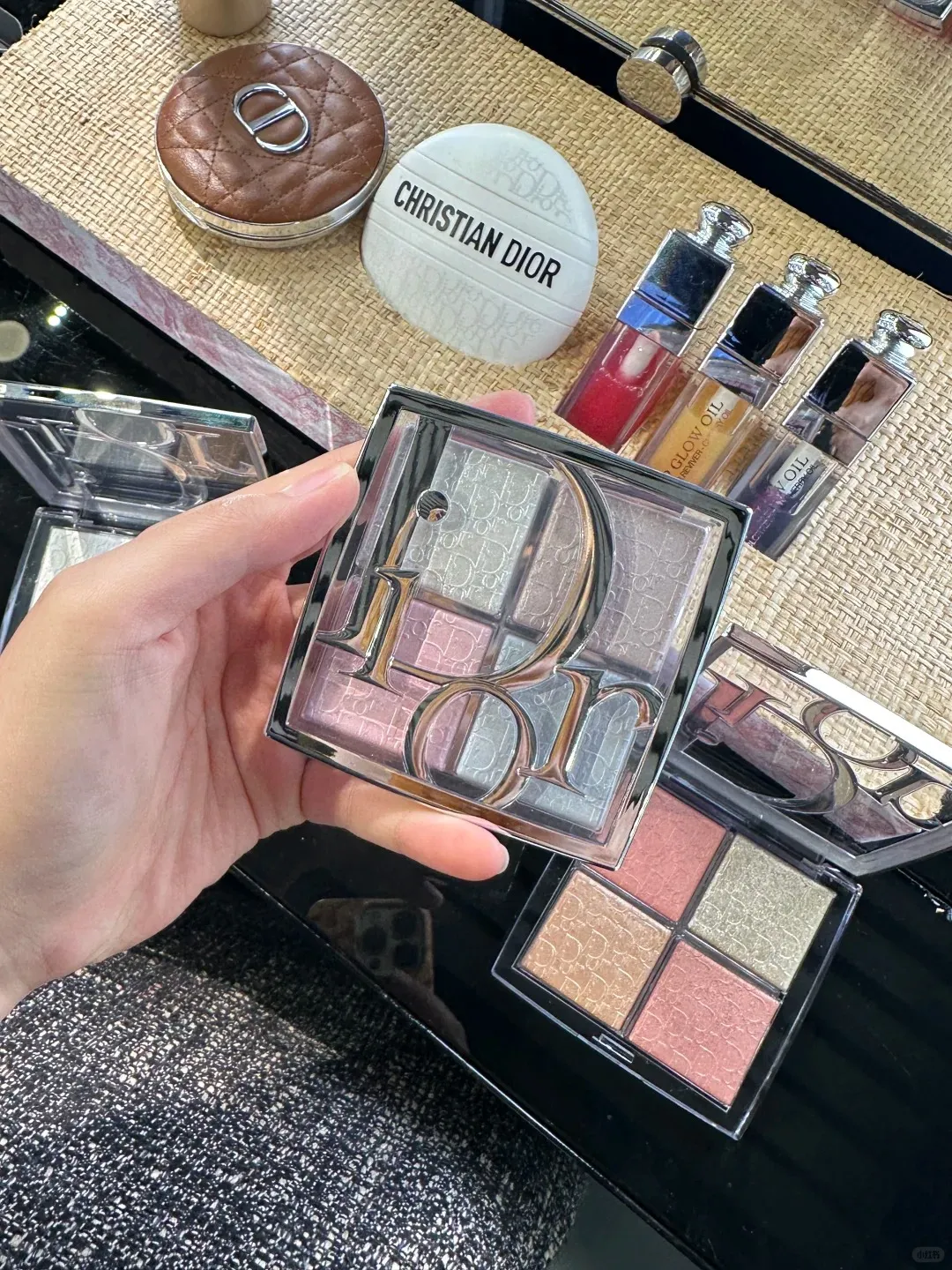 DIOR 專業後台煥采亮妍盤 日本限定色#002