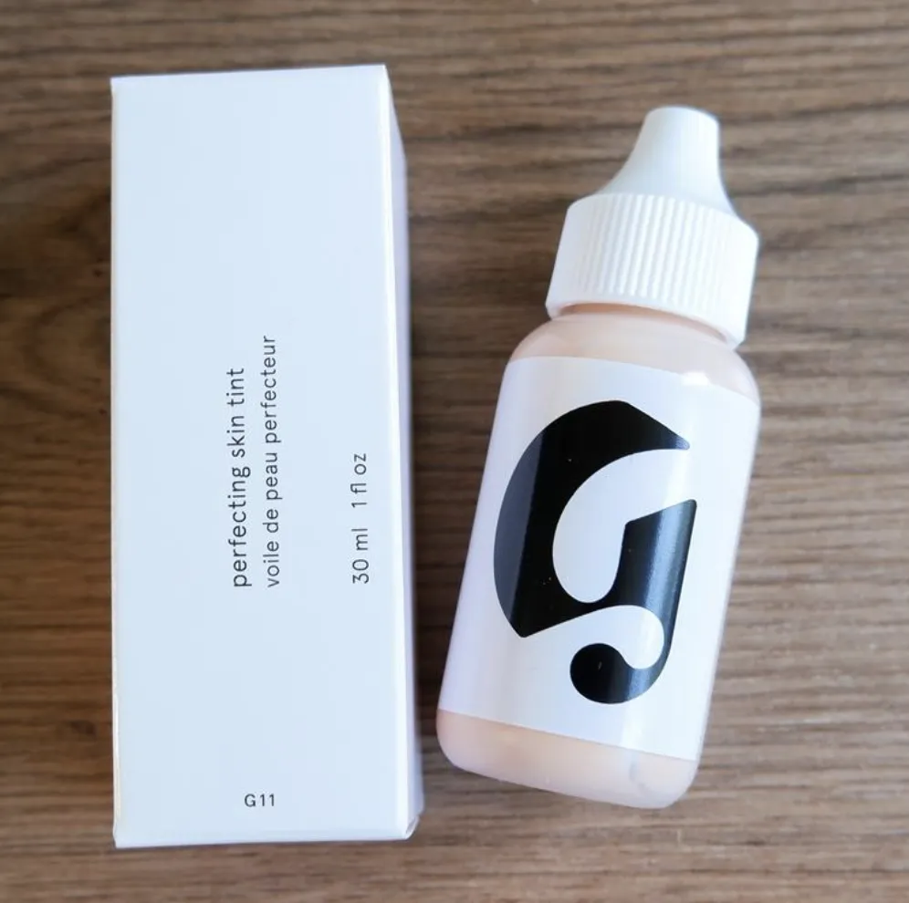 八折 Glossier 清透粉底液