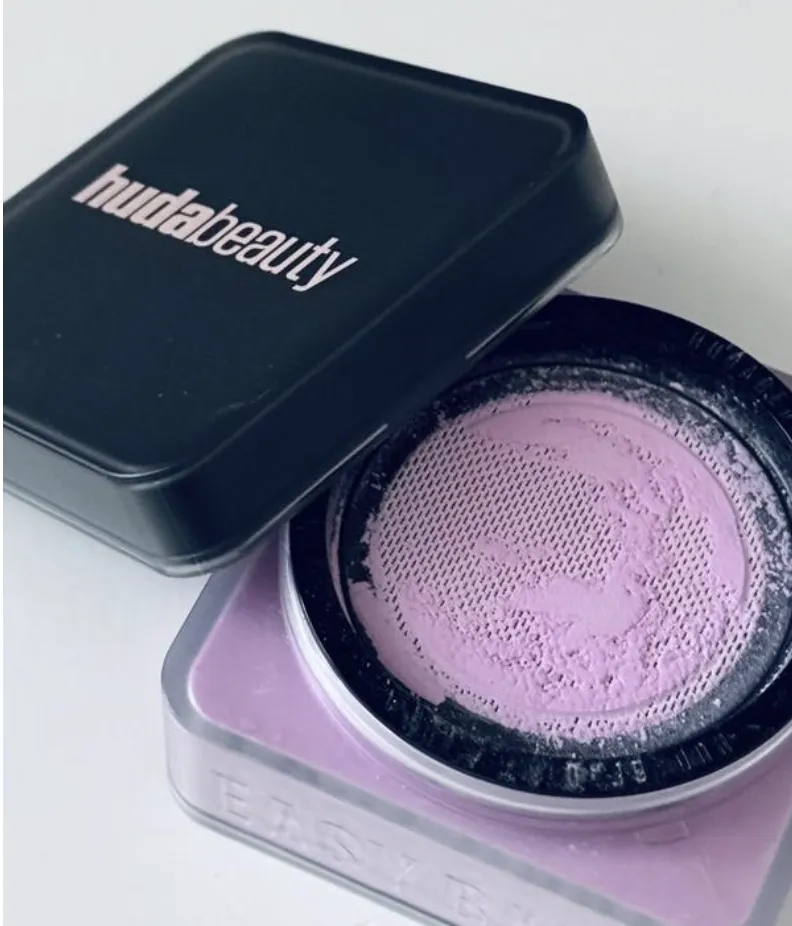 八折 HUDA BEAUTY 烘焙定妝蜜粉