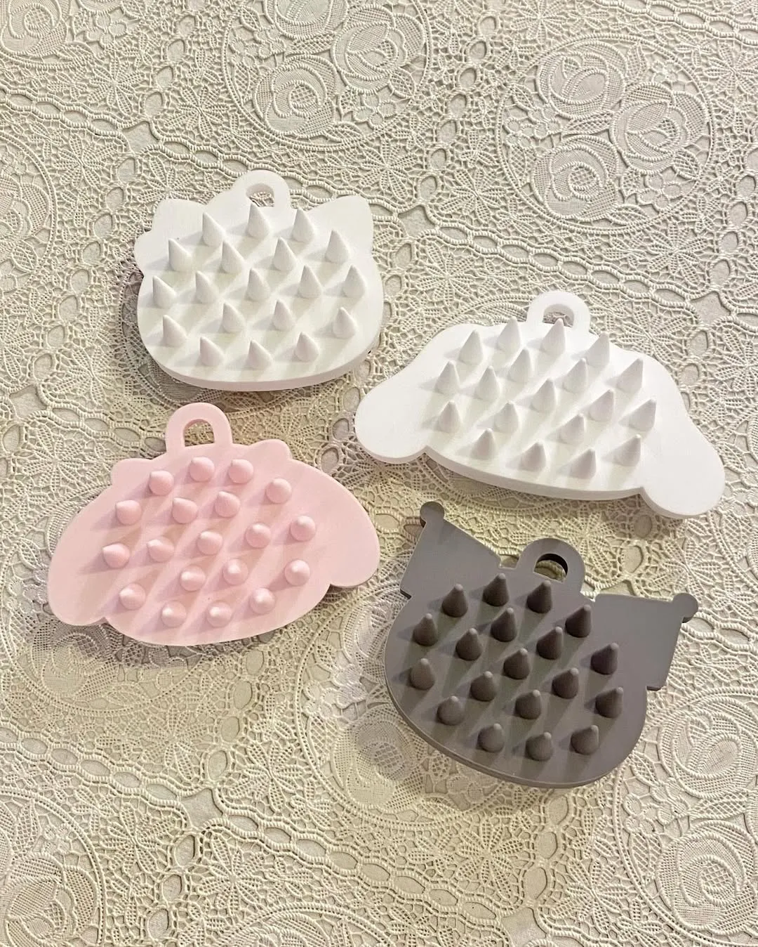 日本 Sanrio 三麗鷗 頭皮梳