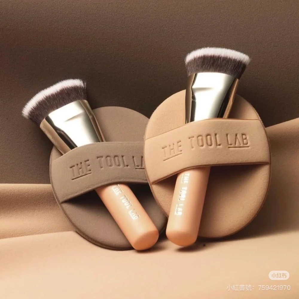 韓國 THE TOOL LAB 刷具粉撲組合