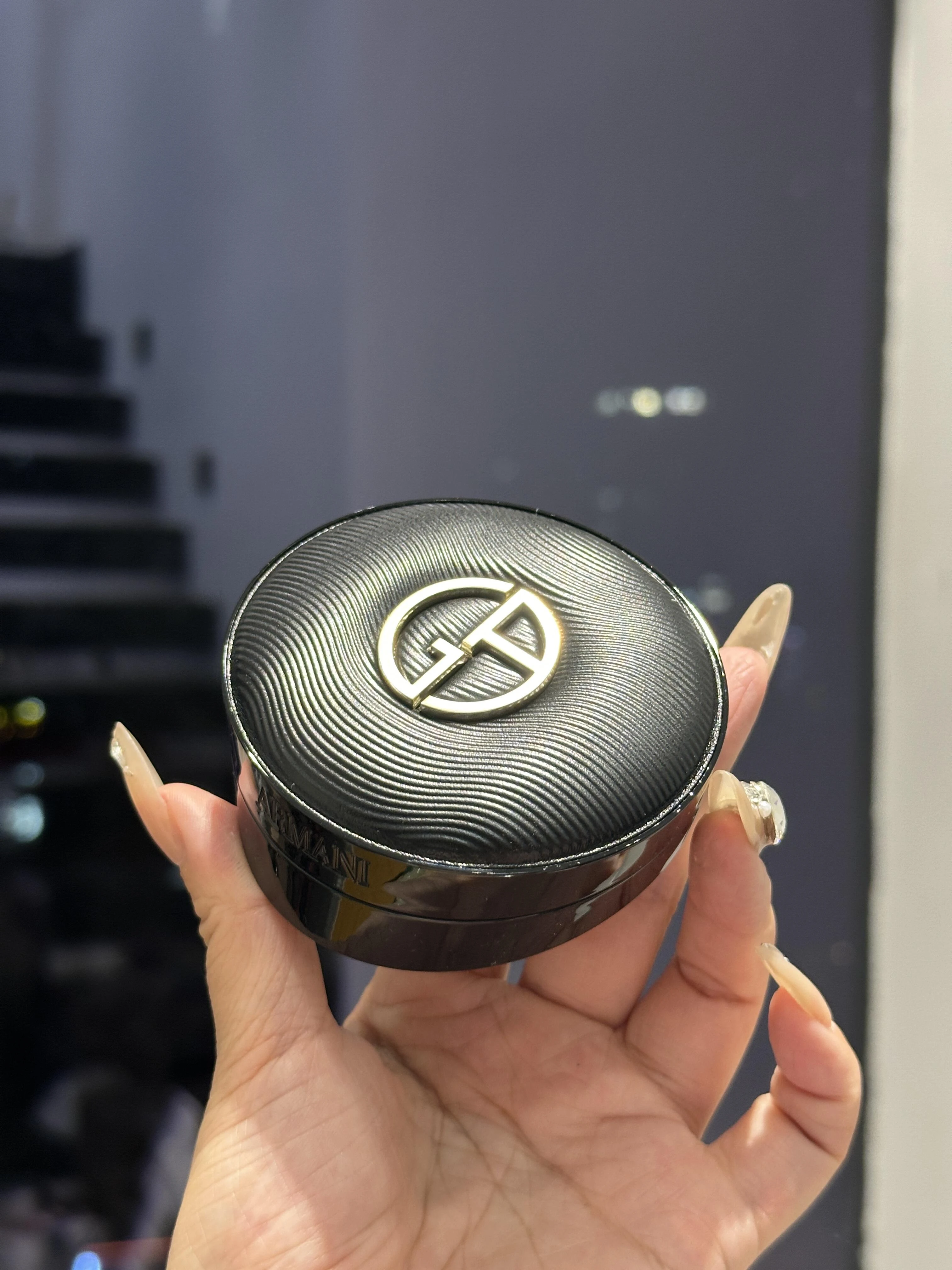 GIORGIO ARMANI 訂製奢潤緞光氣墊粉餅