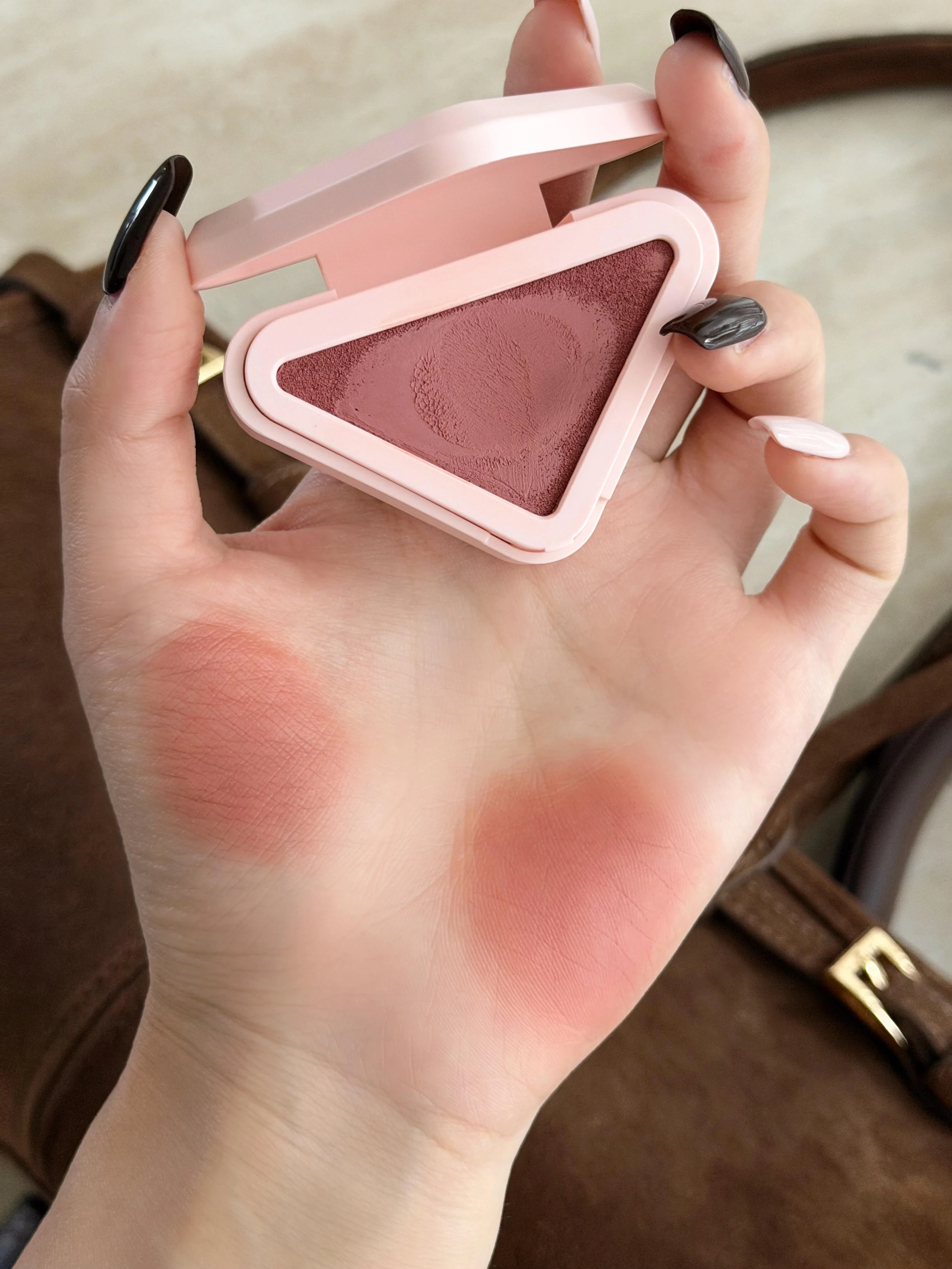 PRADA 輕霧暈染腮紅