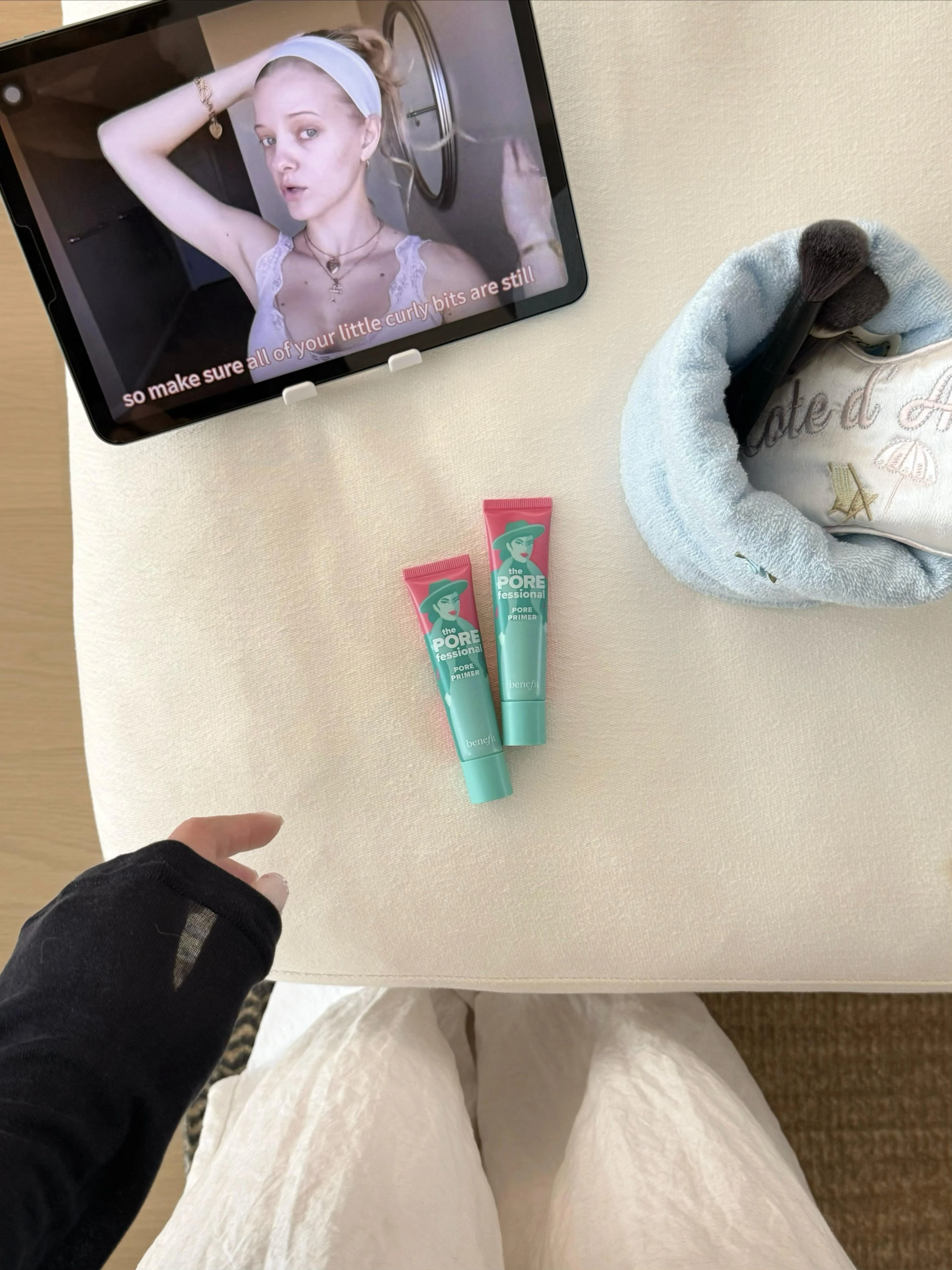 BENEFIT 嘖嘖稱齊毛孔隱形露
