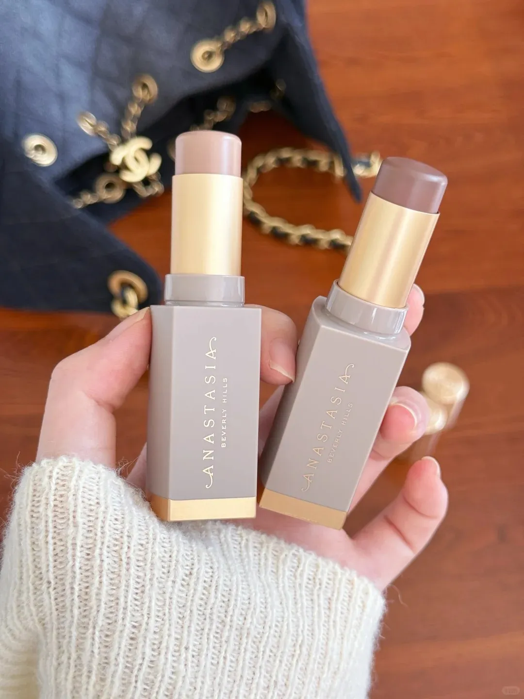 Anastasia 絲滑修容棒