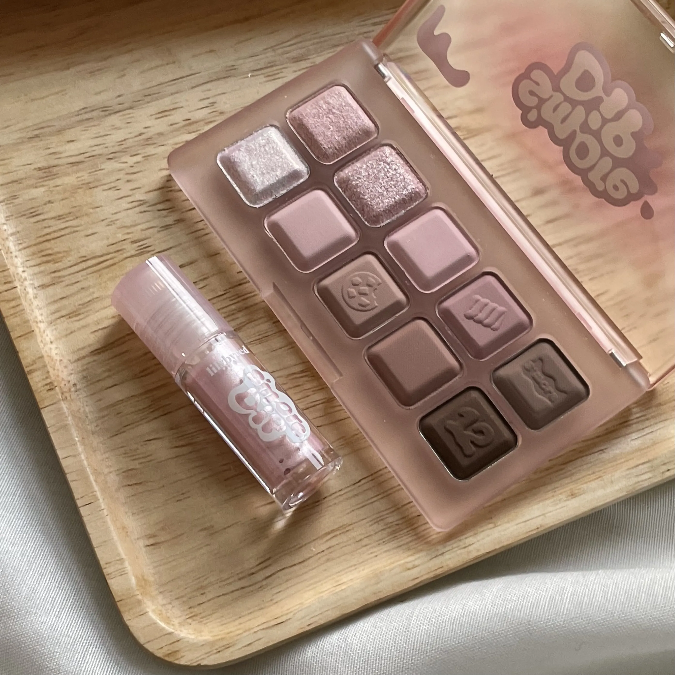 韓國 Lilybyred 12色眼影組合 #12