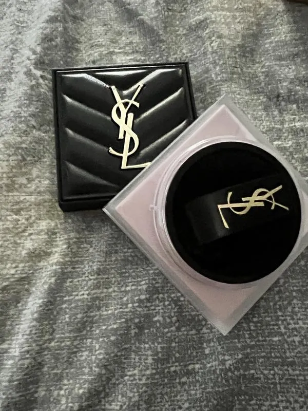 YSL 恆久完美持久柔霧蜜粉