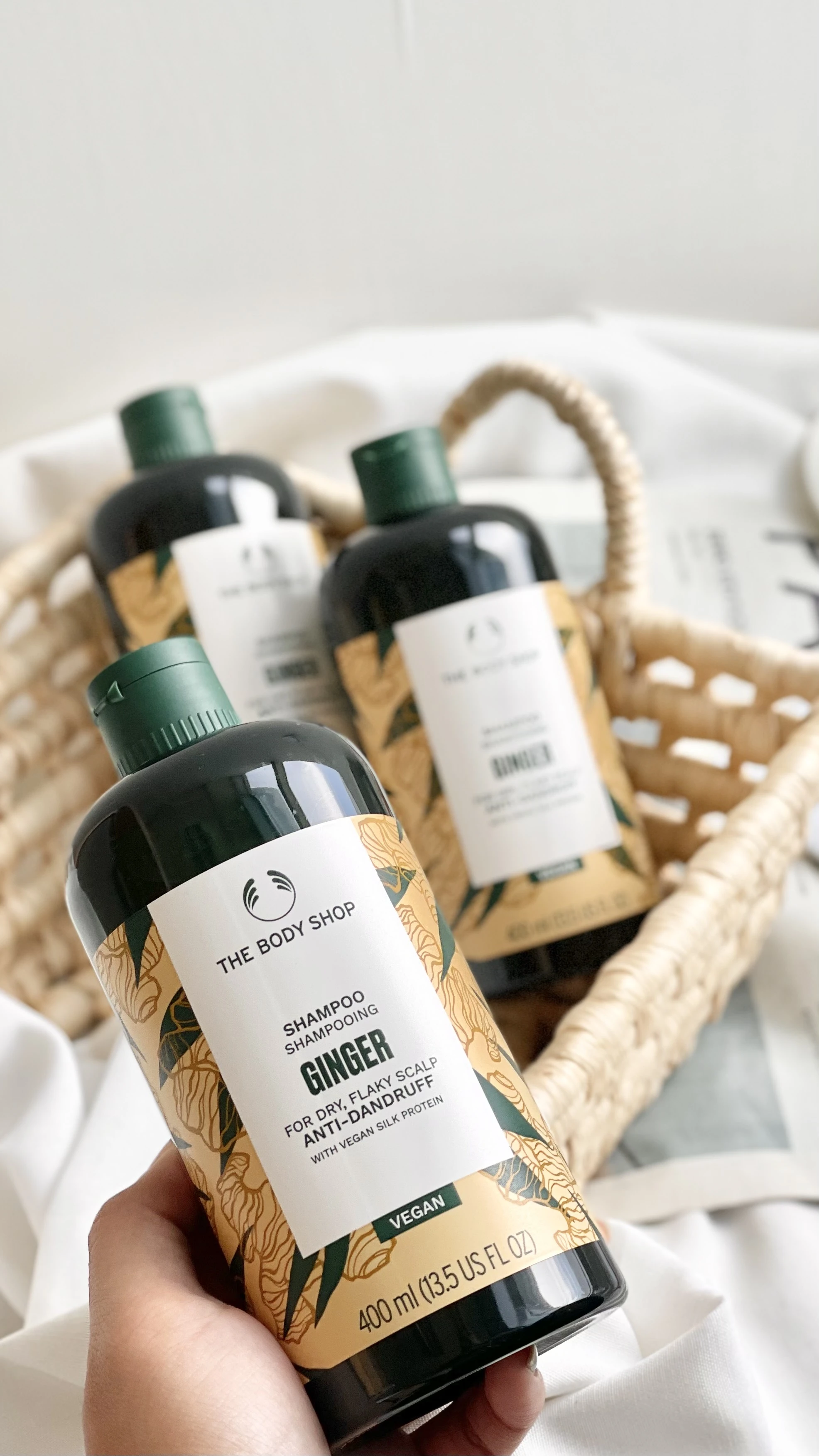 The Body Shop 美體小舖 薑根鏗活調理洗髮精