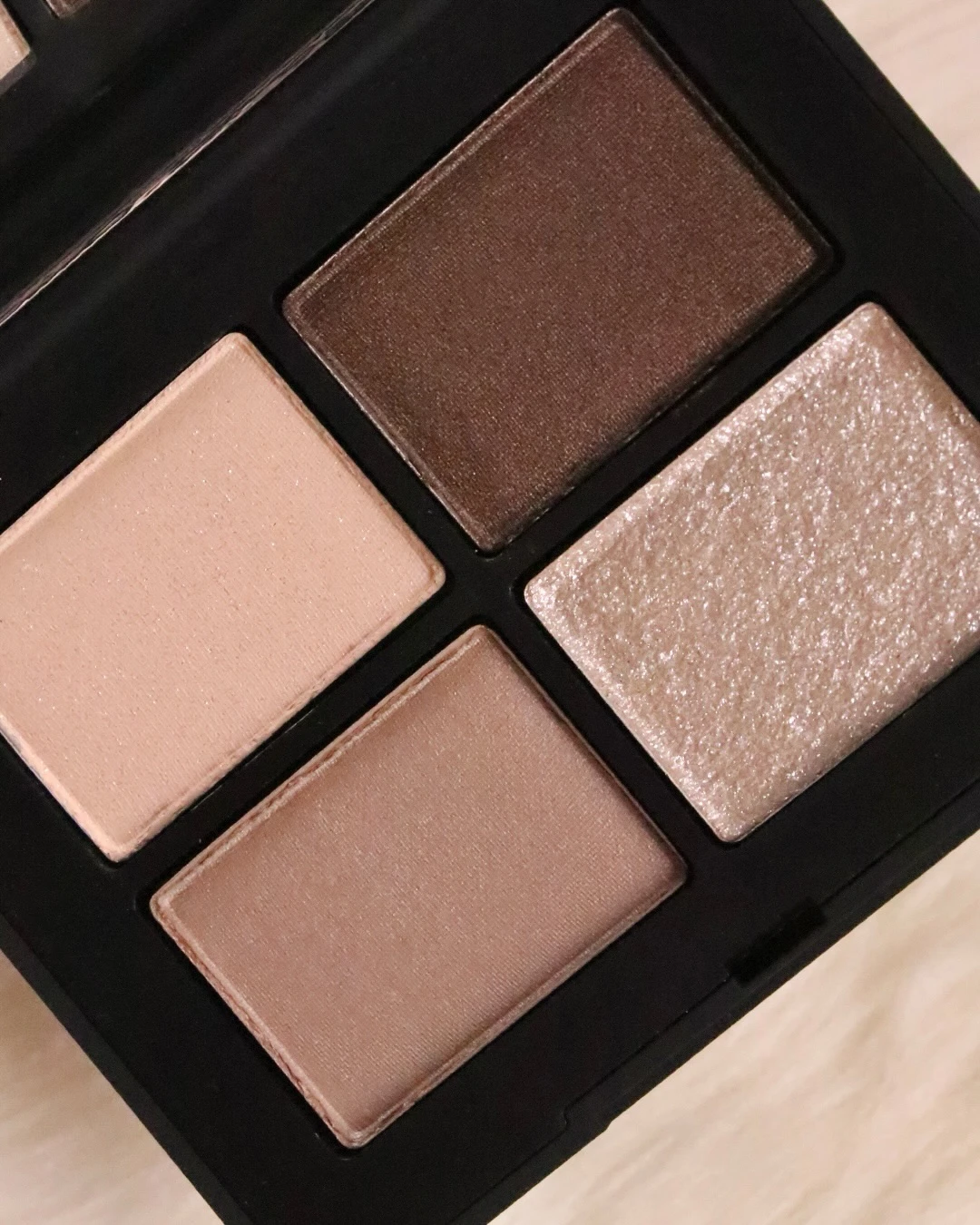 NARS 4色眼彩盤