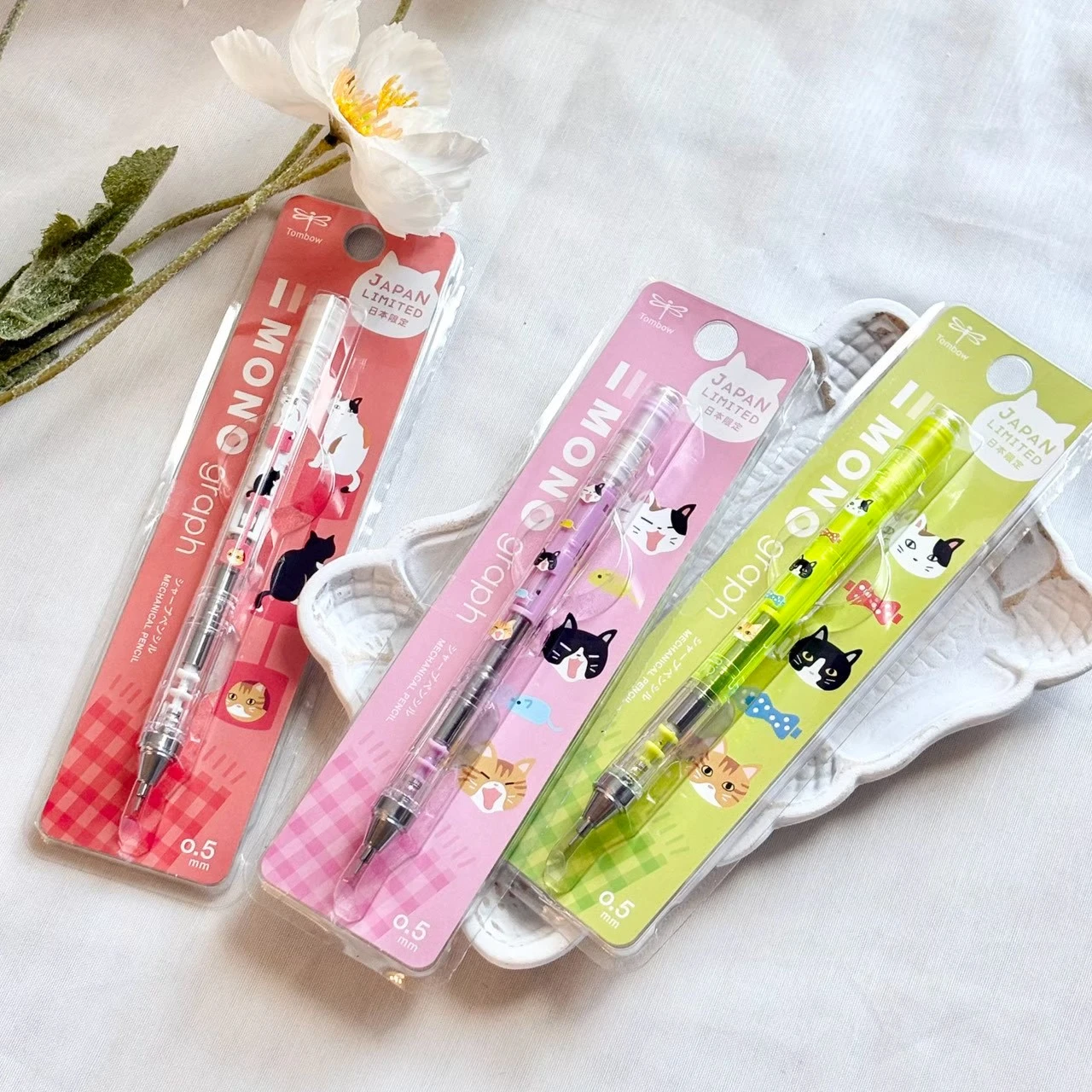 日本 Sanrio 三麗鷗 貓咪系列 MONO 自動筆