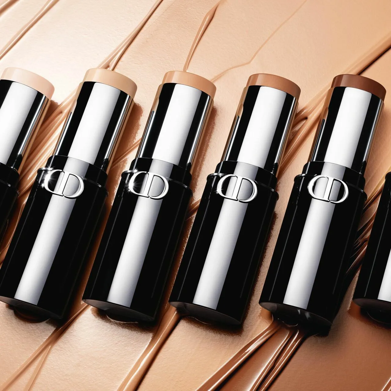 Dior 超完美持久粉底棒
