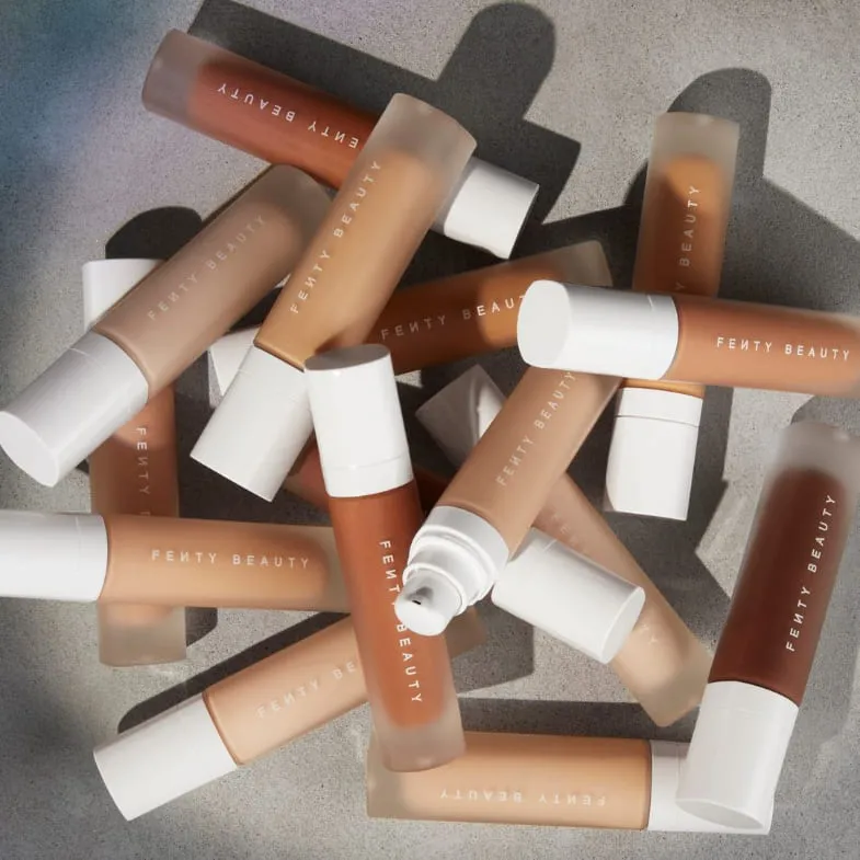  Fenty Beauty 保濕長效粉底液