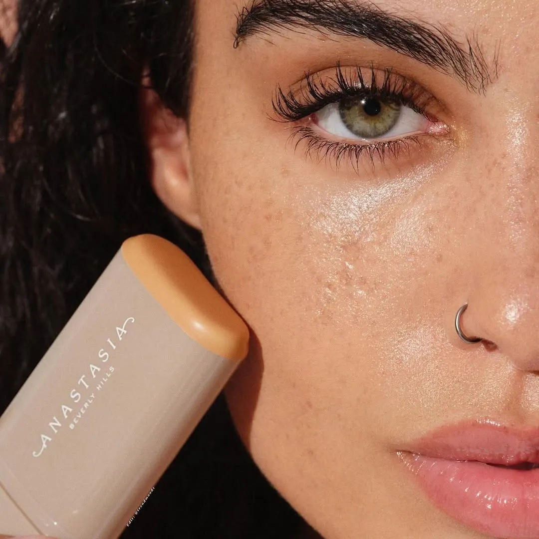 Anastasia 粉底棒