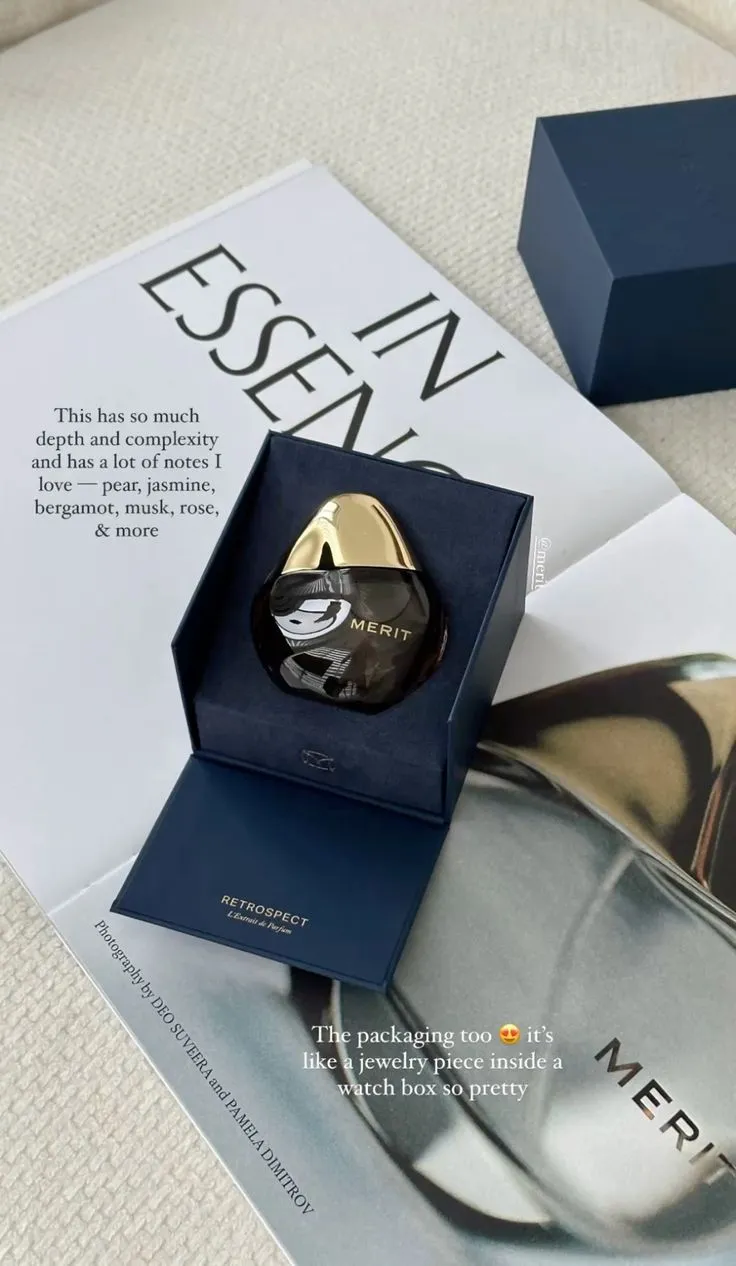 MERIT Retrospect 香水