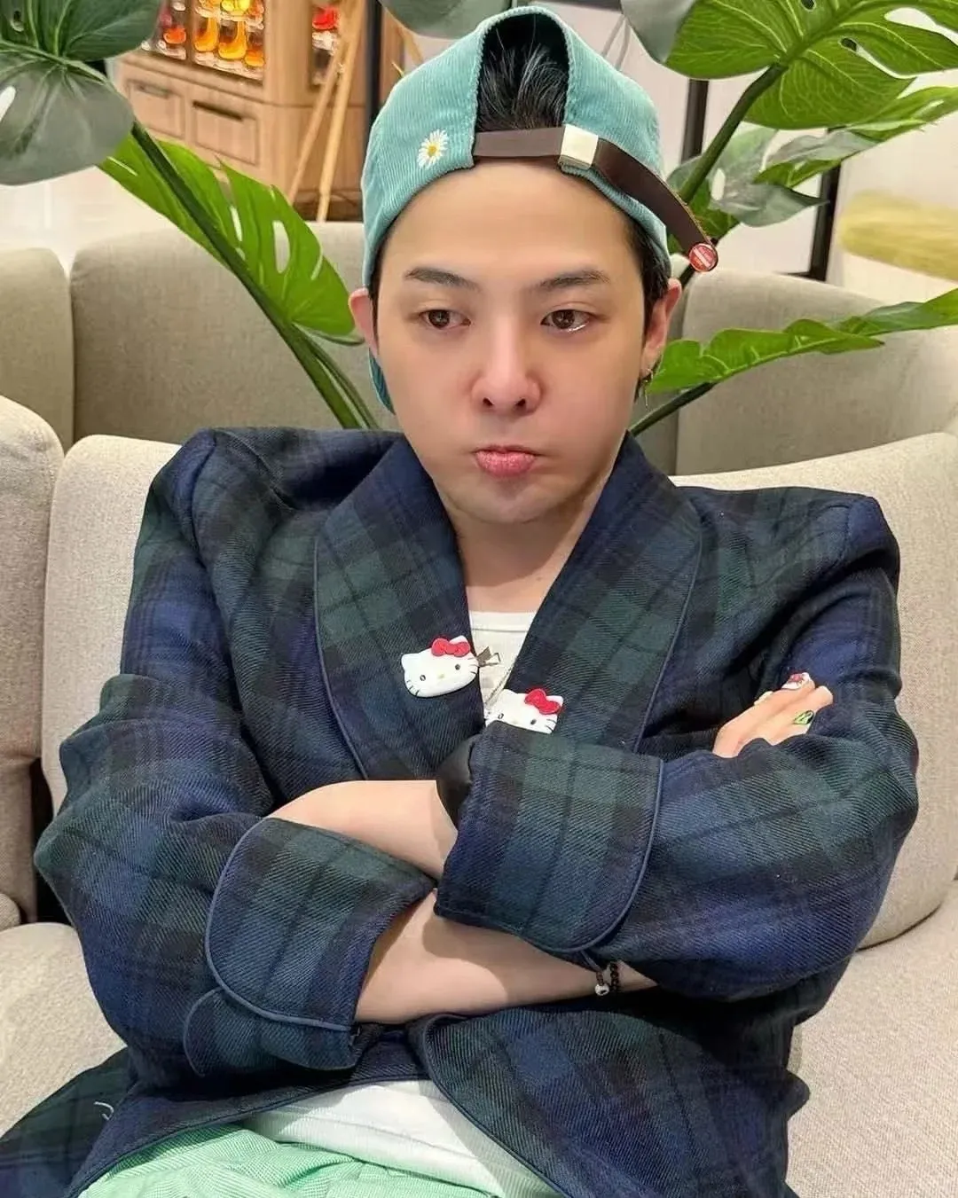 日本 三麗鷗 Kitty 無痕髮夾