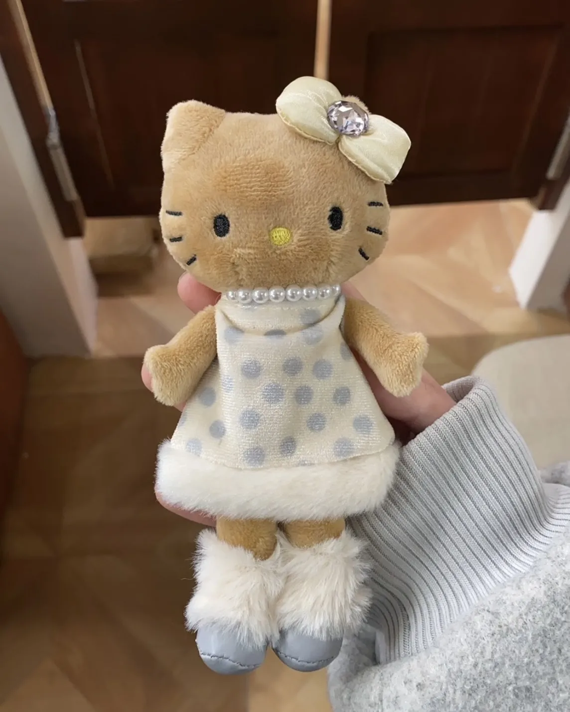 日本 冬日限定 三麗鷗 Sanrio 長腿kitty