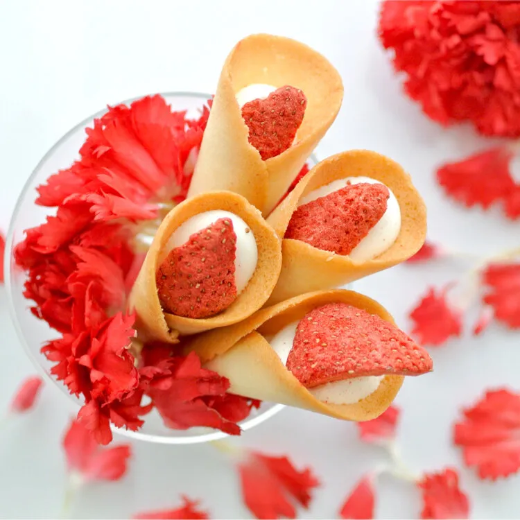 日本連線 AUDREY 草莓花束餅乾