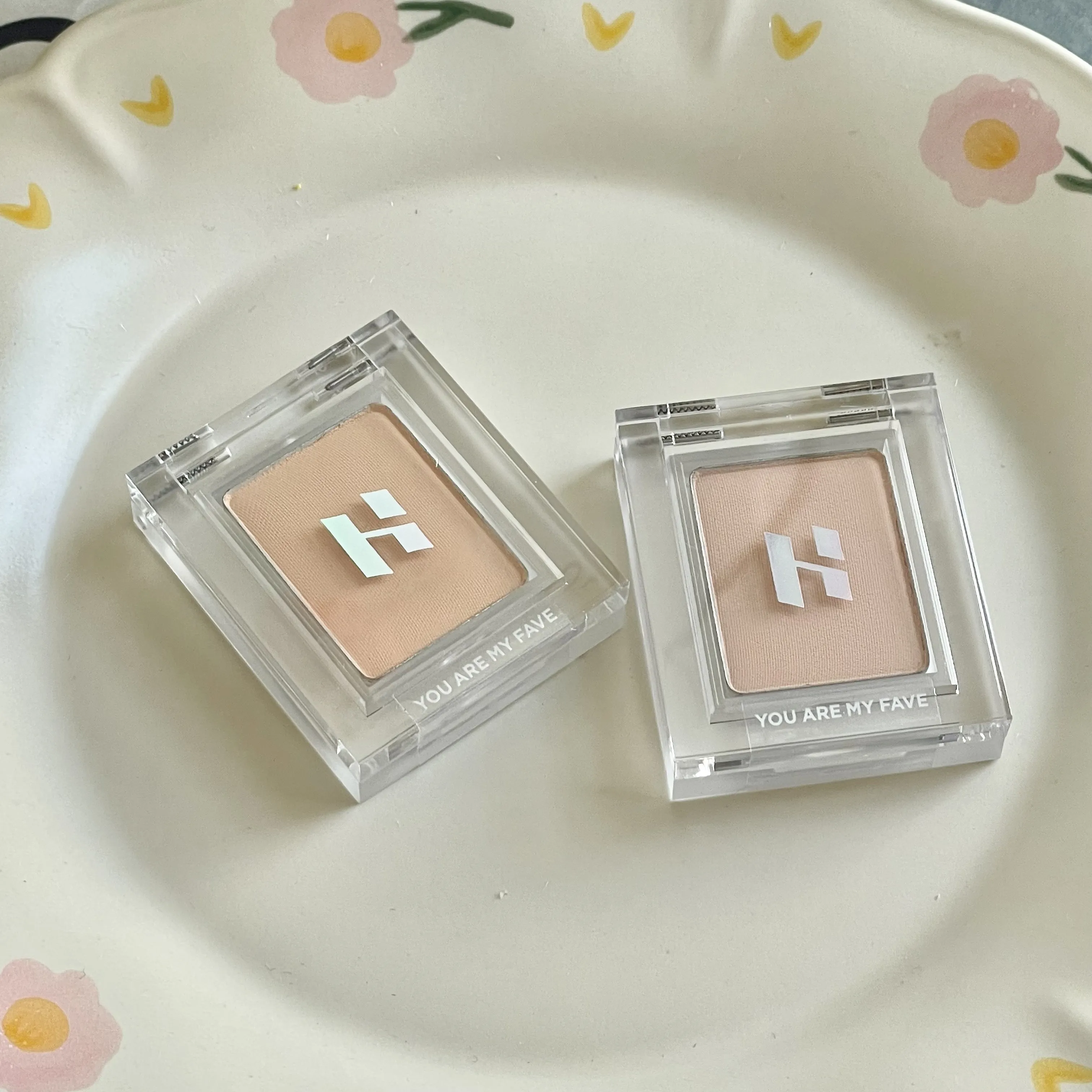 Holika Holika 單色眼影