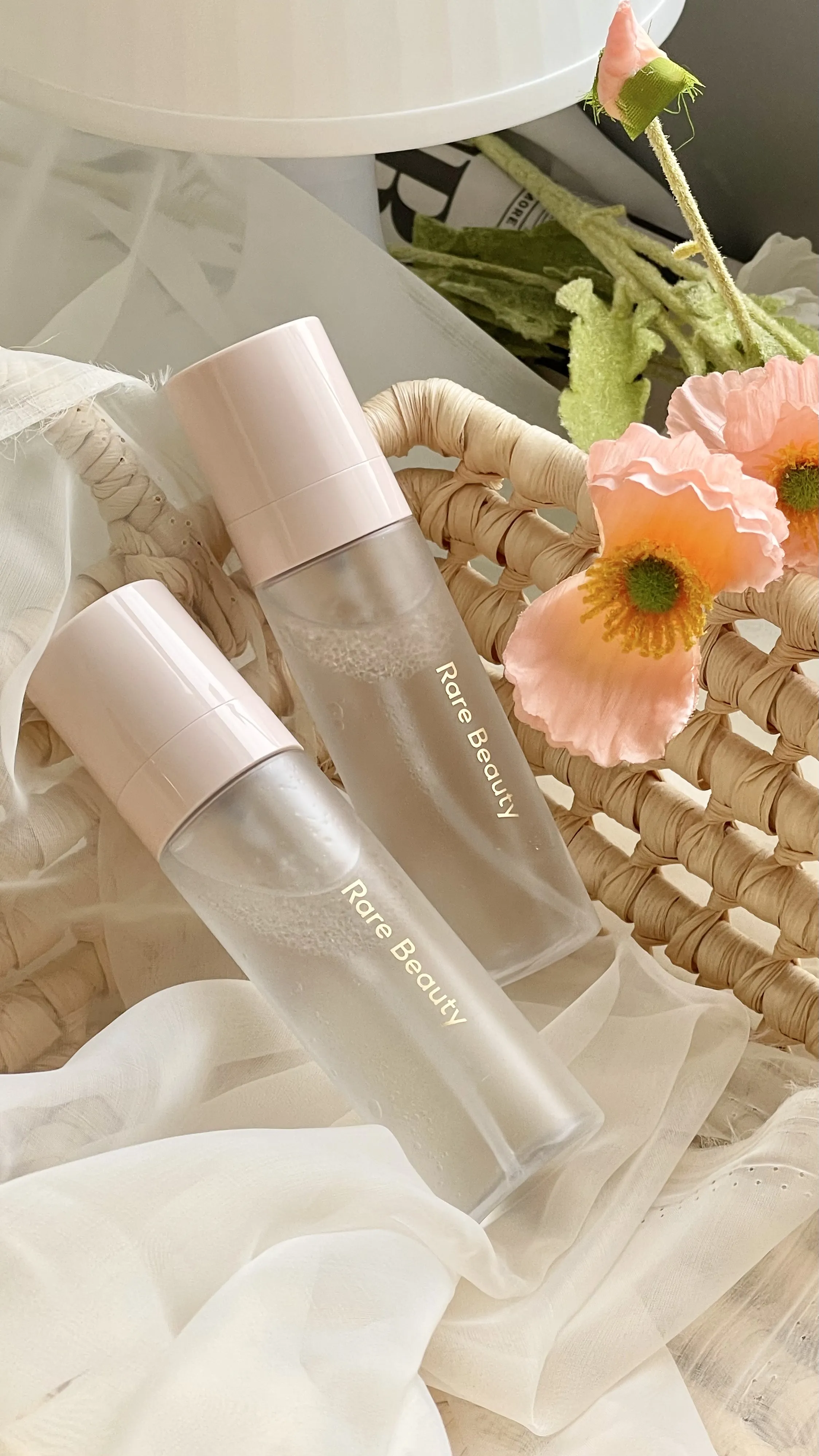  Rare Beauty 定妝噴霧