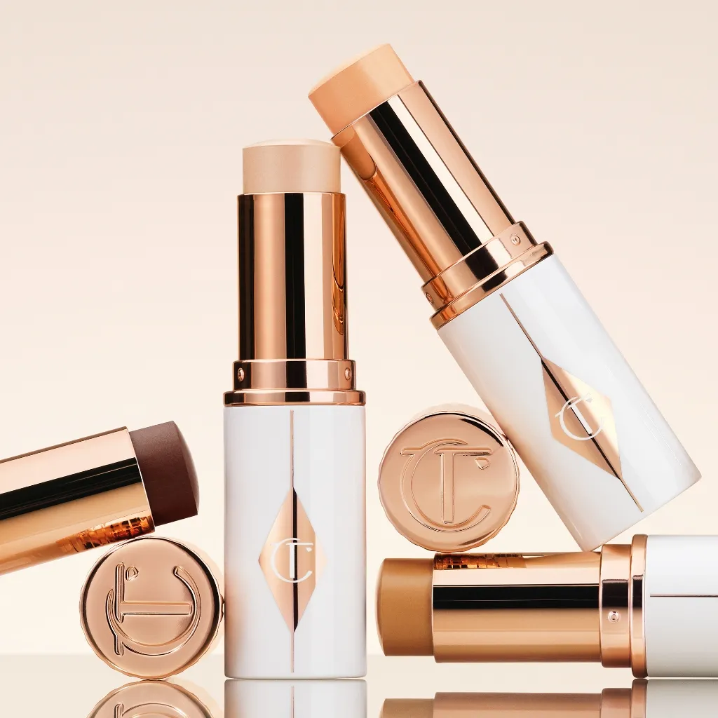 Charlotte Tilbury 粉底棒