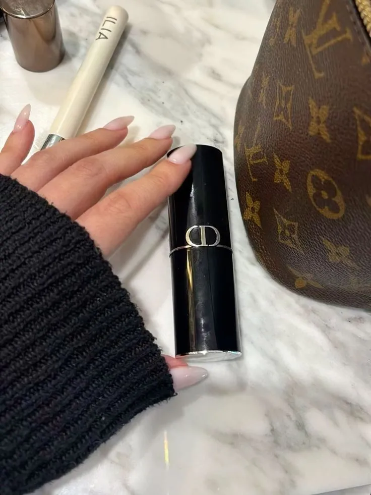 八折 Dior 超完美持久粉底棒