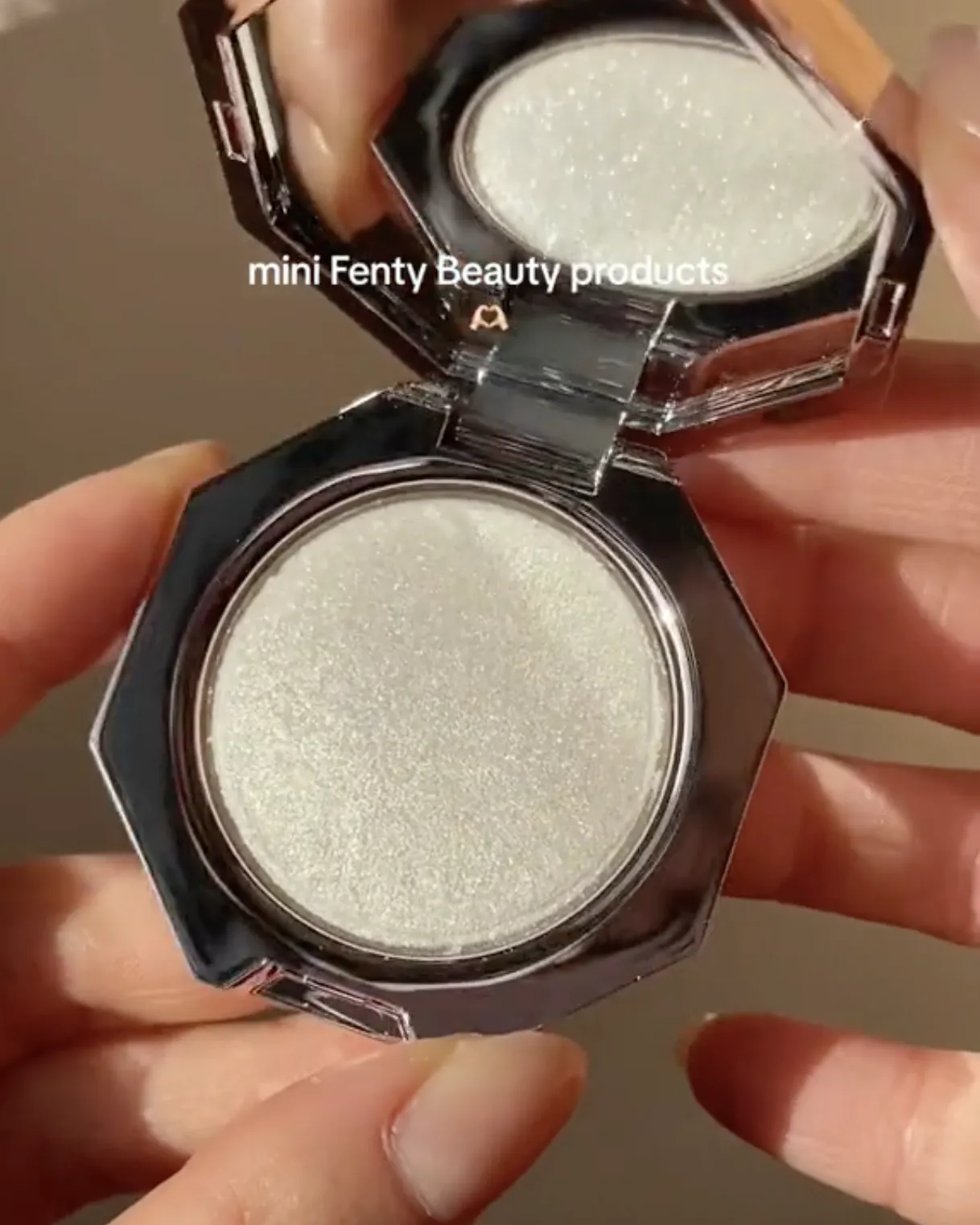 八折 Fenty Beauty 鑽石打亮餅